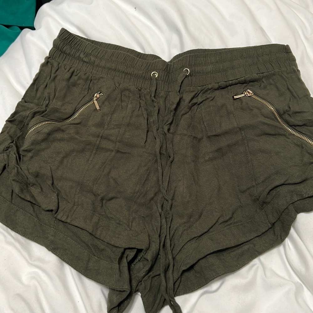 Green tie waist short size large but runs smaller
